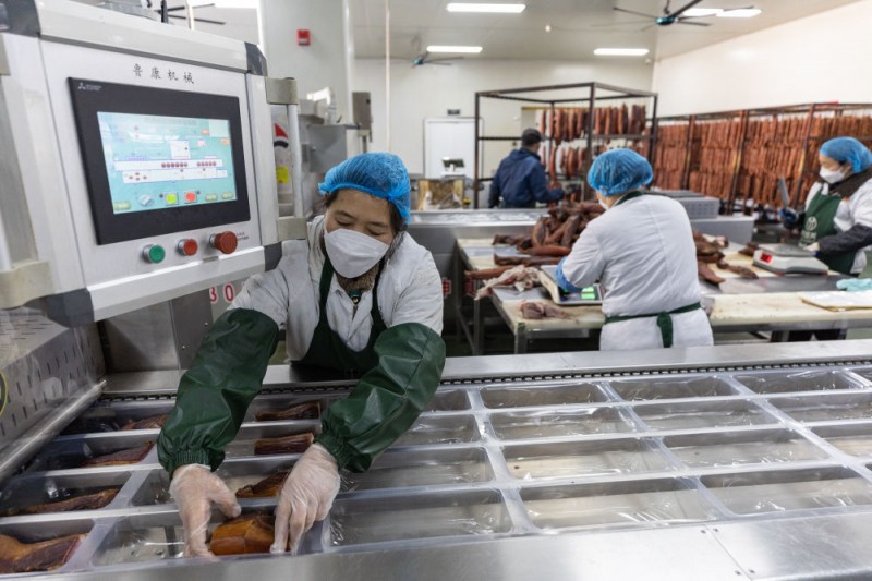 财经聚焦・地方两会经济热词｜县域经济，2025年各地瞄准哪些发展新赛道？