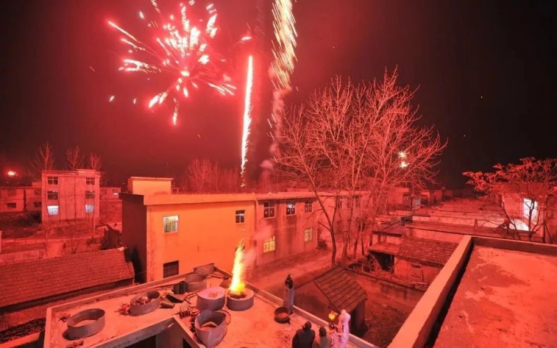 多地官宣！今年春节可燃放烟花爆竹！限制是……