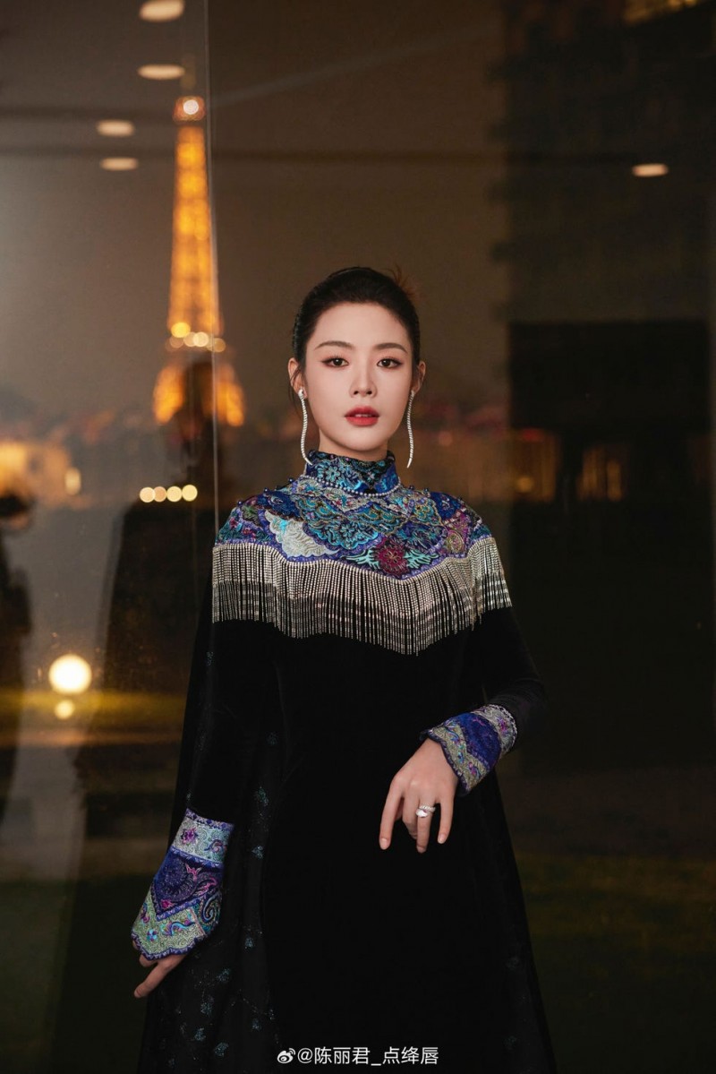 在巴黎唱响越剧之声，是谁又被陈丽君迷住了？