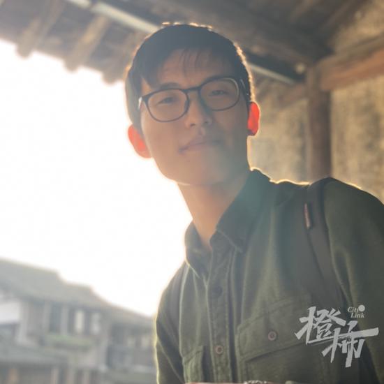 马斯克在这场重要发布会上,把C位给了杭州95后学霸