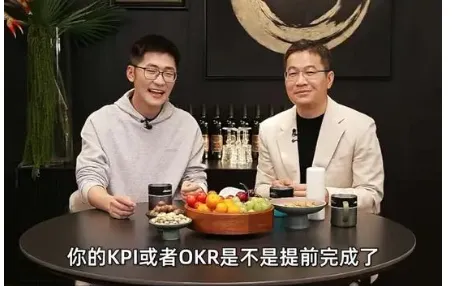 Claude发布全球首个混合推理模型，将完成新一轮35亿美元融资；拼多多内部进行大模型赛马PK；曝特斯拉准备在华部署FSD丨雷峰早报