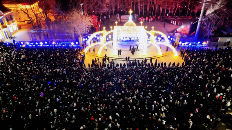 经济政策一线微观察｜点亮冬夜，打造冰雪经济新引擎