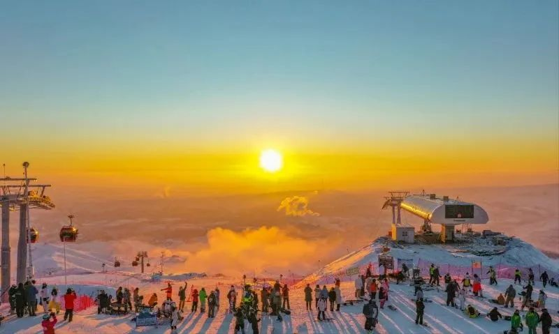 直航、铁路运输+文化传播助力阿勒泰冰雪经济“热”起来