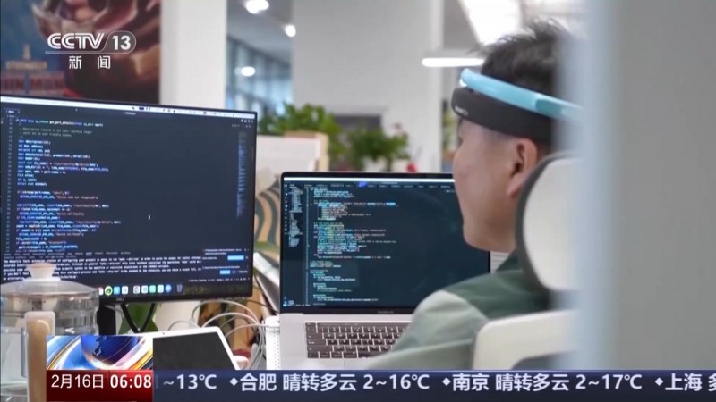 争夺下一代人机交互标准制定权  多家厂商宣布大模型免费开放使用