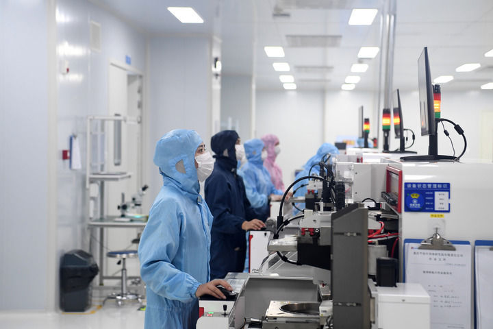 中国经济新春新观察｜“创新链”遇见“产业链”――科技成果转化推动新质生产力加速发展
