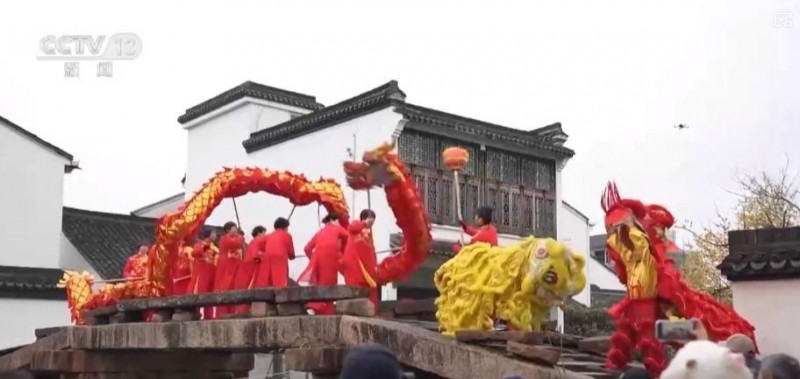 浙江南浔：民俗闹新春  非遗迎蛇年