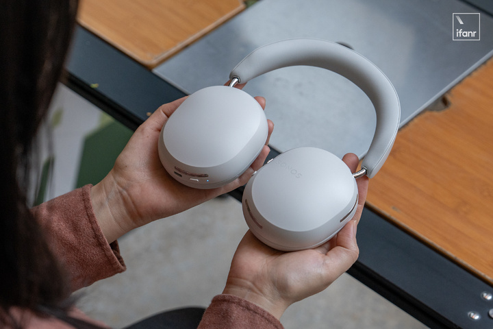 Sonos Ace 耳机体验：3999 元，找一个不选苹果和索尼的理由