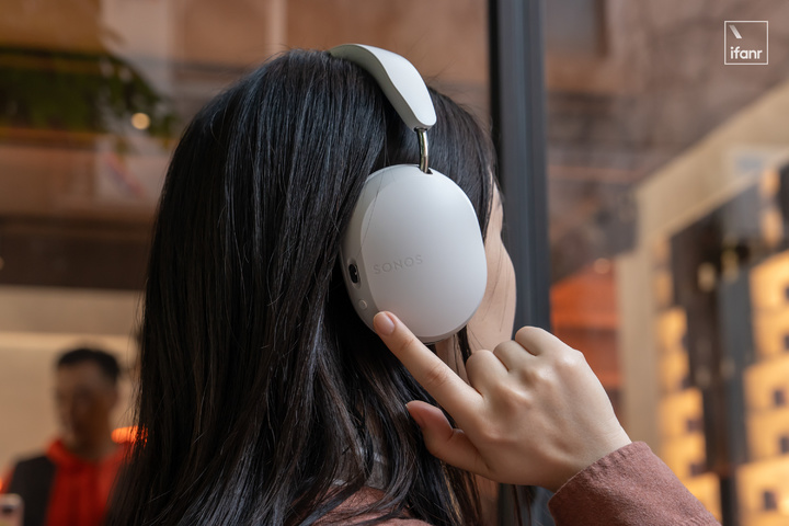 Sonos Ace 耳机体验：3999 元，找一个不选苹果和索尼的理由