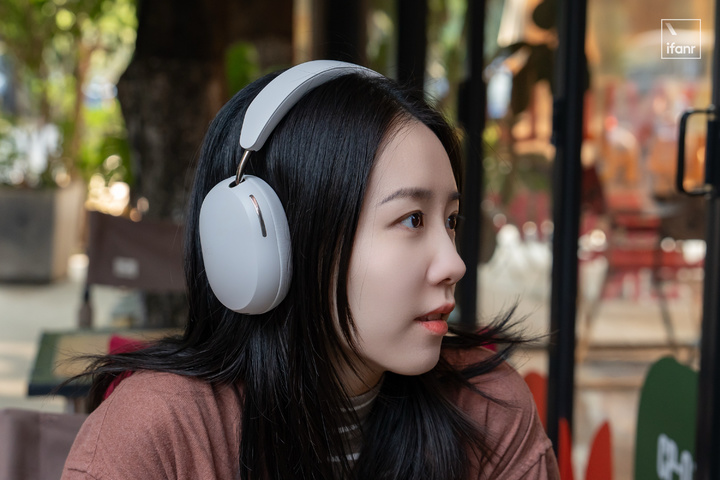 Sonos Ace 耳机体验：3999 元，找一个不选苹果和索尼的理由