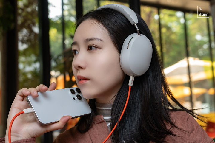 Sonos Ace 耳机体验：3999 元，找一个不选苹果和索尼的理由