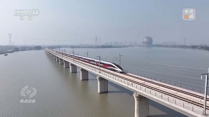焦点访谈丨政策“加把火”，消费“热起来” 春节消费市场“燃爆”
