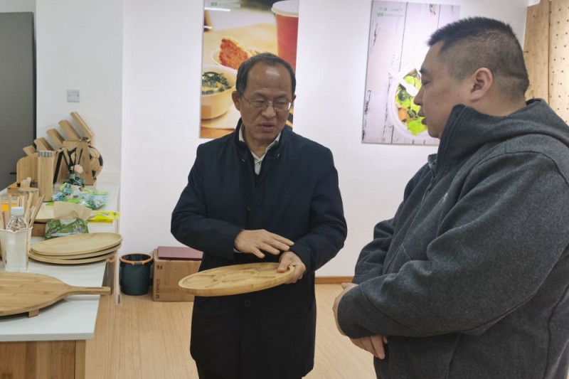 代表委员履职故事｜全国政协委员兰定国：带着对“三农”的思考和感情履职