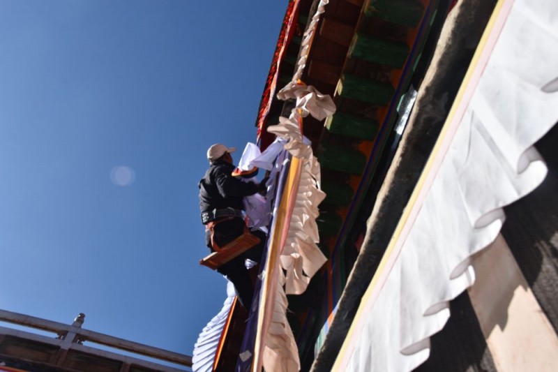 特写：布达拉宫“香布”换新迎藏历新年