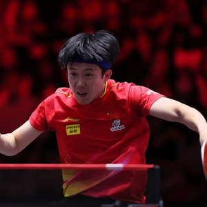 乒乓球亚洲杯男单小组赛：王楚钦3-0科兰尼，晋级16强