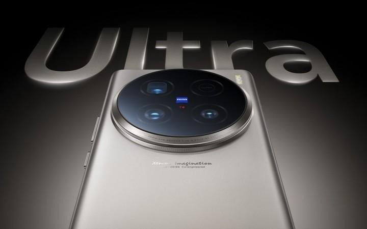 用了一年 Ultra 机型，最后我还是买了台小屏