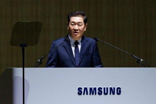 参加女儿婚宴后突发心脏病,三星电子联席CEO韩宗熙去世,享年63岁!上周刚率队调研中国消费市场