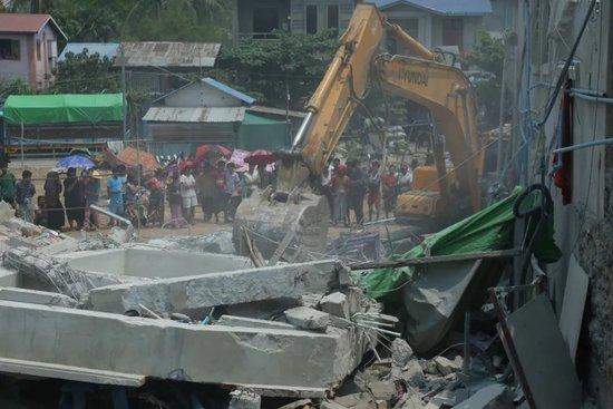 “如同一把巨刀切入地球”,缅甸强震已致当地1644人遇难3408人伤!中国救援队救出一名幸存者