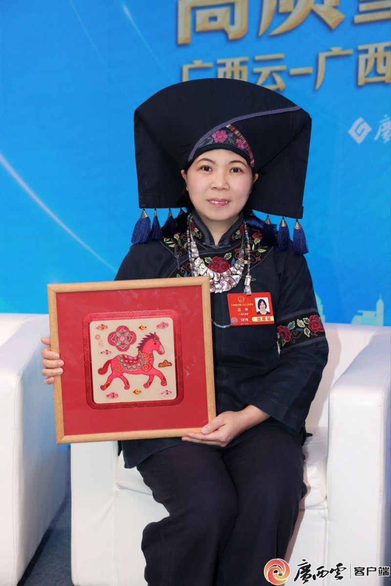 广西云联合访谈间丨代表委员共话“民俗+非遗” 助力文化旅游“上大分”