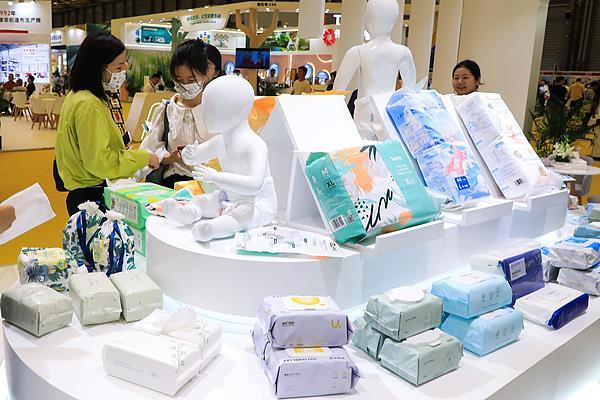 羽绒服干洗更好？每天敷面膜能更护肤？3月“科学”流言榜来了