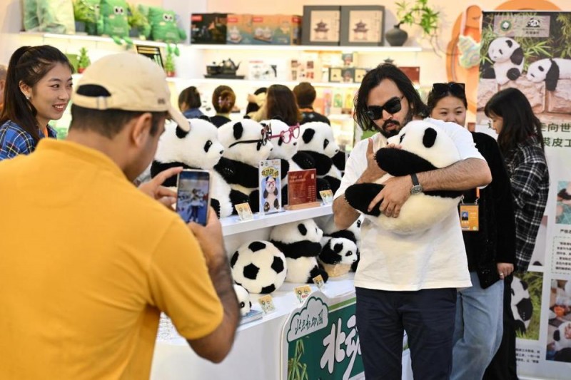 联动开放，激发经济全球化新活力――“中国发展实践的文明启示”系列述评之三