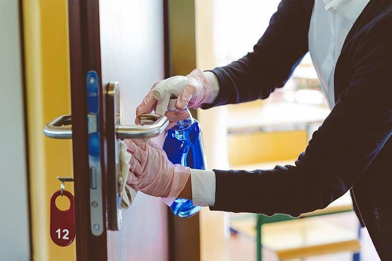 上海一中学多名学生呕吐 疾控专家：诺如病毒仍在流行