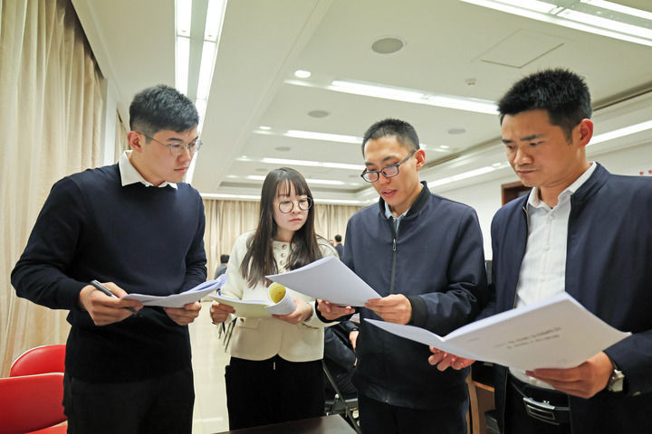 听民意 汇民智丨让“民意直通车”更加便捷高效――2025年旁听全国两会工作扫描