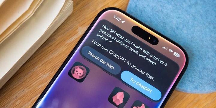 苹果 AI 紧急换帅，新 Siri 可以跳票但不能失败