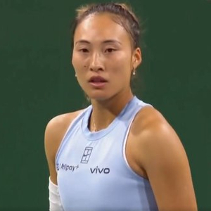 三连胜！郑钦文击败科斯秋克 晋级女单八强