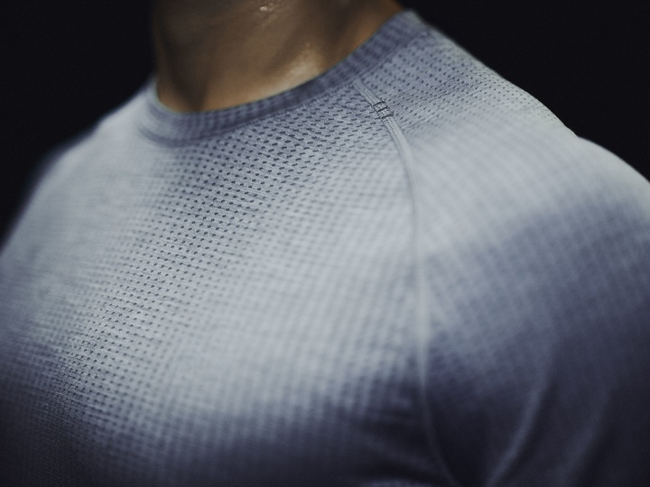 lululemon 这件运动 T恤，为何连 F1 冠军也爱穿