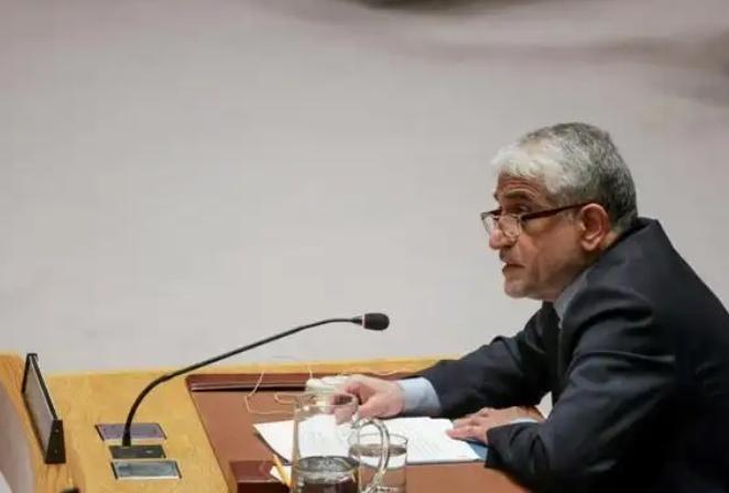 伊朗最高领袖顾问:若美国犯错 伊朗将被迫走向制造核武器的方向
