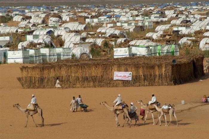 苏丹西部一难民营遭炮击 至少150人伤亡