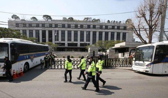 尹锡悦“内乱案”今日“秘密受审”?有分析称可能延宕两三年都无法判决