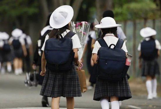 日本多地发生无差别杀人事件!一杀害女高中生的凶手曾扬言“谁都行,我想分尸”