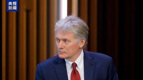 被泽连斯基正面硬刚,特朗普怒了:他可以再打三年,直到失去整个国家!
