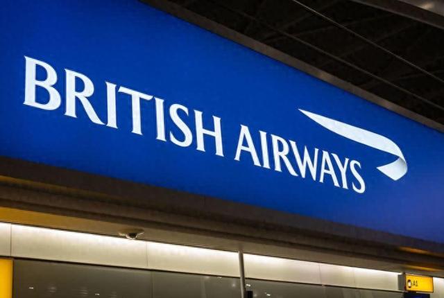 疑遭飞鸟撞击，一架英国航空公司航班备降波士顿机场