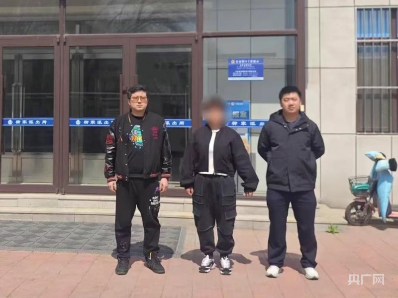 女子自导“绝症赠房”骗局：分饰七角向男友索要7万余元，终因谎言败露被刑拘