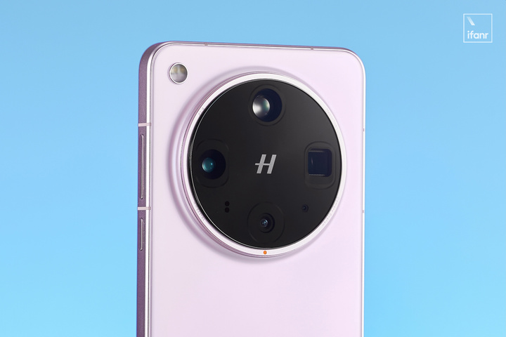 OPPO 发布 Find X8 Ultra，不再牺牲手感换影像