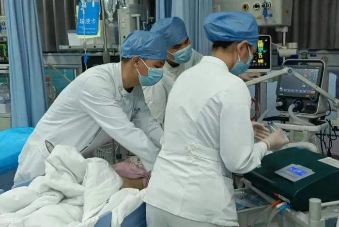 一家6口全中毒，2人进ICU！这种“野菜”千万别采