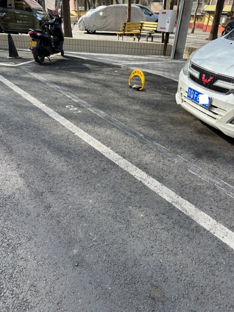调查 | 小区内的公共车位该不该轮租？新老业主各有说法