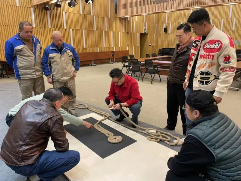 《长绳系日》装置――书法的当代艺术构成与时空叙事