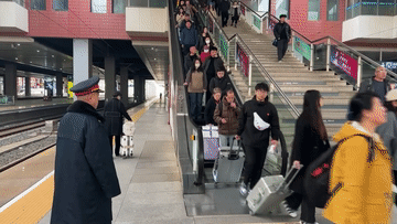 消费市场供需旺  文旅融合春潮涌――2025年清明假期经济观察
