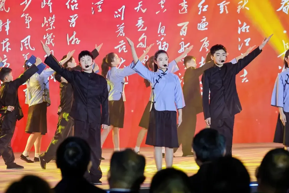 青春华章・恰同学少年！跨越百年的“青春对话”在长沙开启