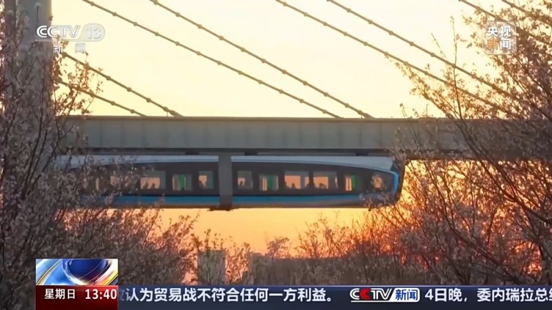 一路繁花 坐着“开往春天的地铁”踏春赏花 快来打卡！