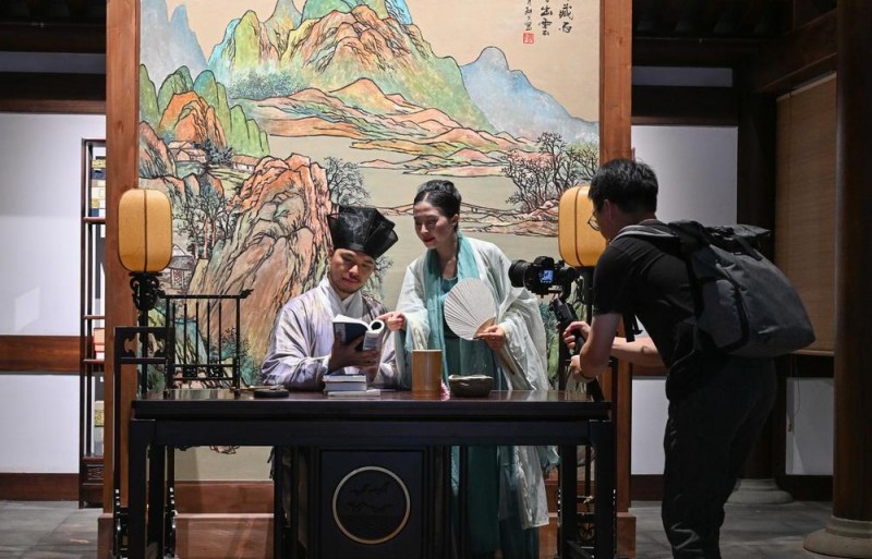 何以中国②丨一杯工夫茶，香飘千万里