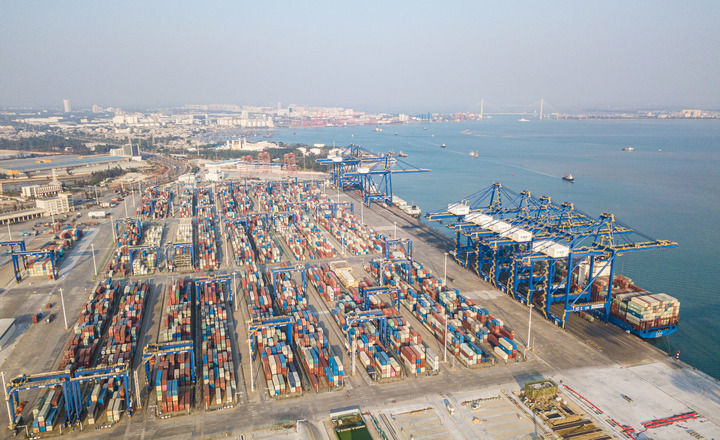 “长远看还是东风浩荡”――中国构建新发展格局深度观察