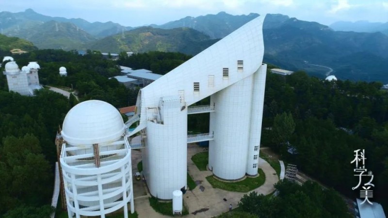 这部科学大片，每一帧都是壁纸！