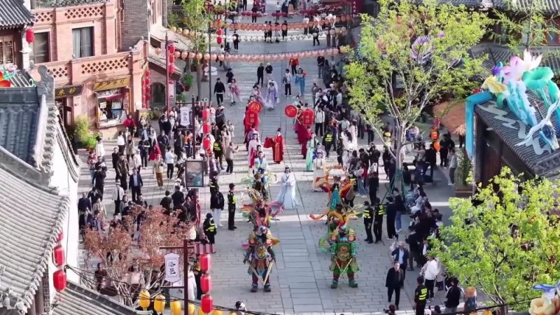 新华视点｜清明赏花文旅热 点燃消费新引擎