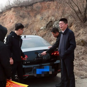 辽宁一地市委书记暗访被拦车