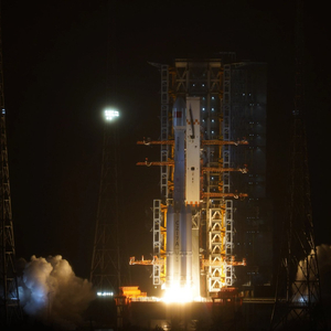 长征七号改运载火箭成功发射通信技术试验卫星十六号