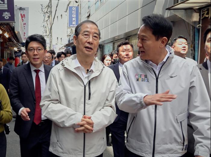 倒计时一个月，韩总统大选斗争升级 候选人“各有各的难处”